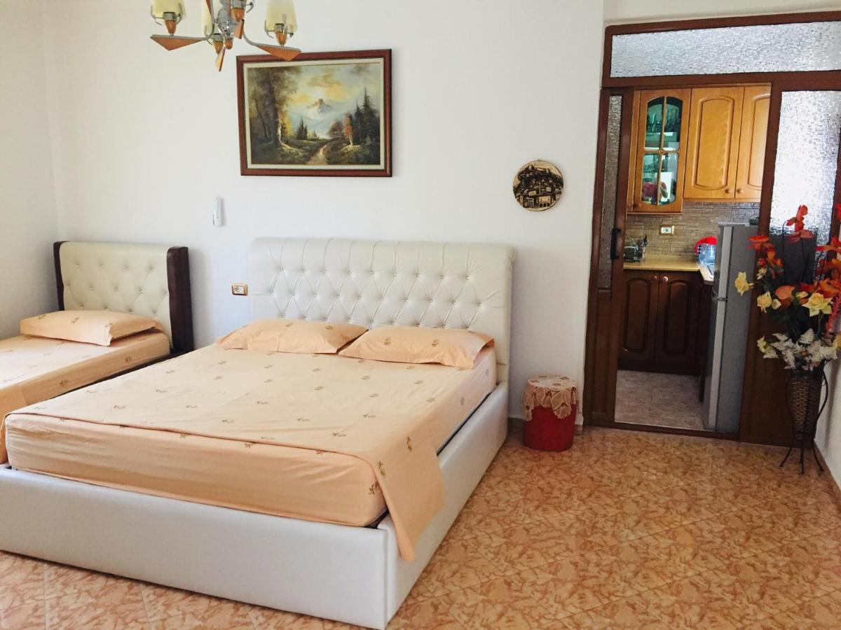Jemin Apartment Berat Buitenkant foto